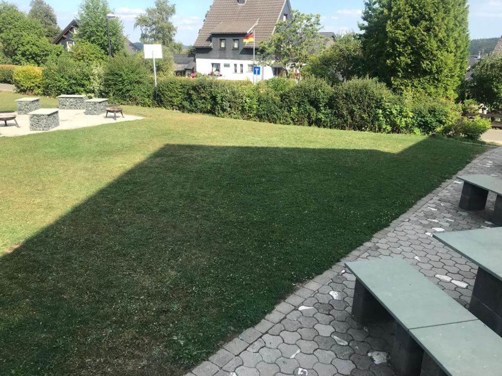 Haus Astenblick In Winterberg Fuer Bis Zu 35 Personen Fuer Wanderveranstaltungen Und Familienfeiern Esterno foto