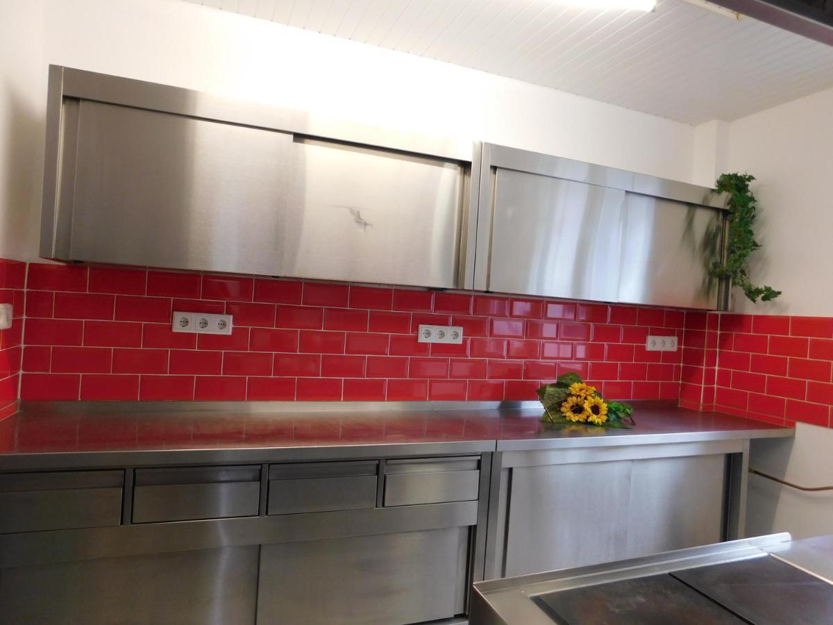 Haus Astenblick In Winterberg Fuer Bis Zu 35 Personen Fuer Wanderveranstaltungen Und Familienfeiern Esterno foto