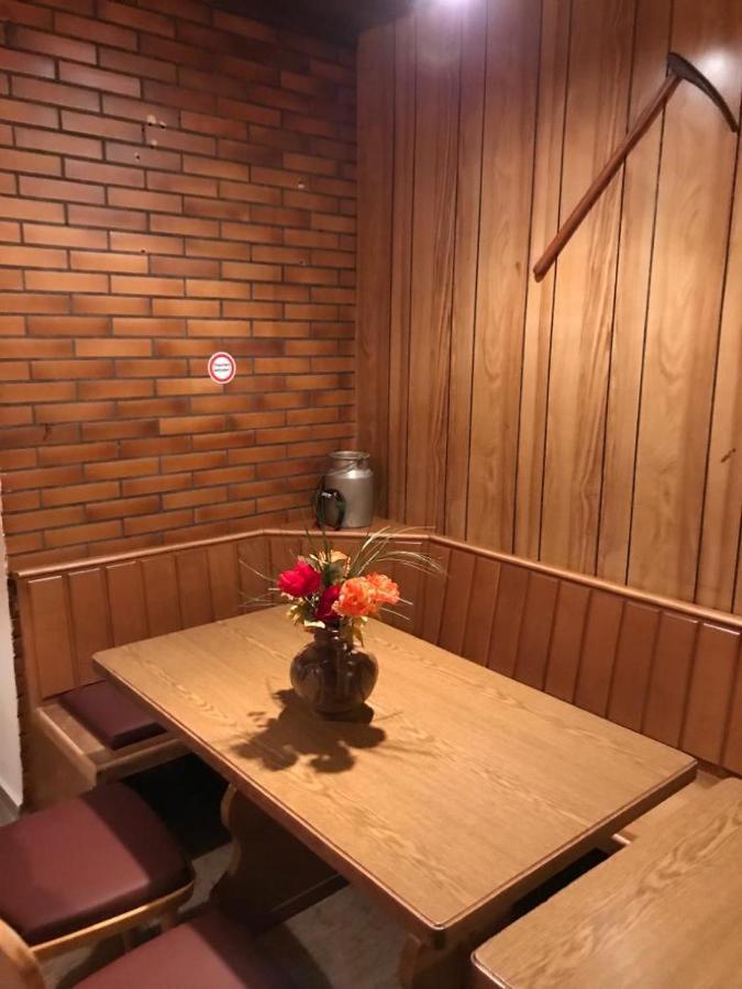 Haus Astenblick In Winterberg Fuer Bis Zu 35 Personen Fuer Wanderveranstaltungen Und Familienfeiern Esterno foto